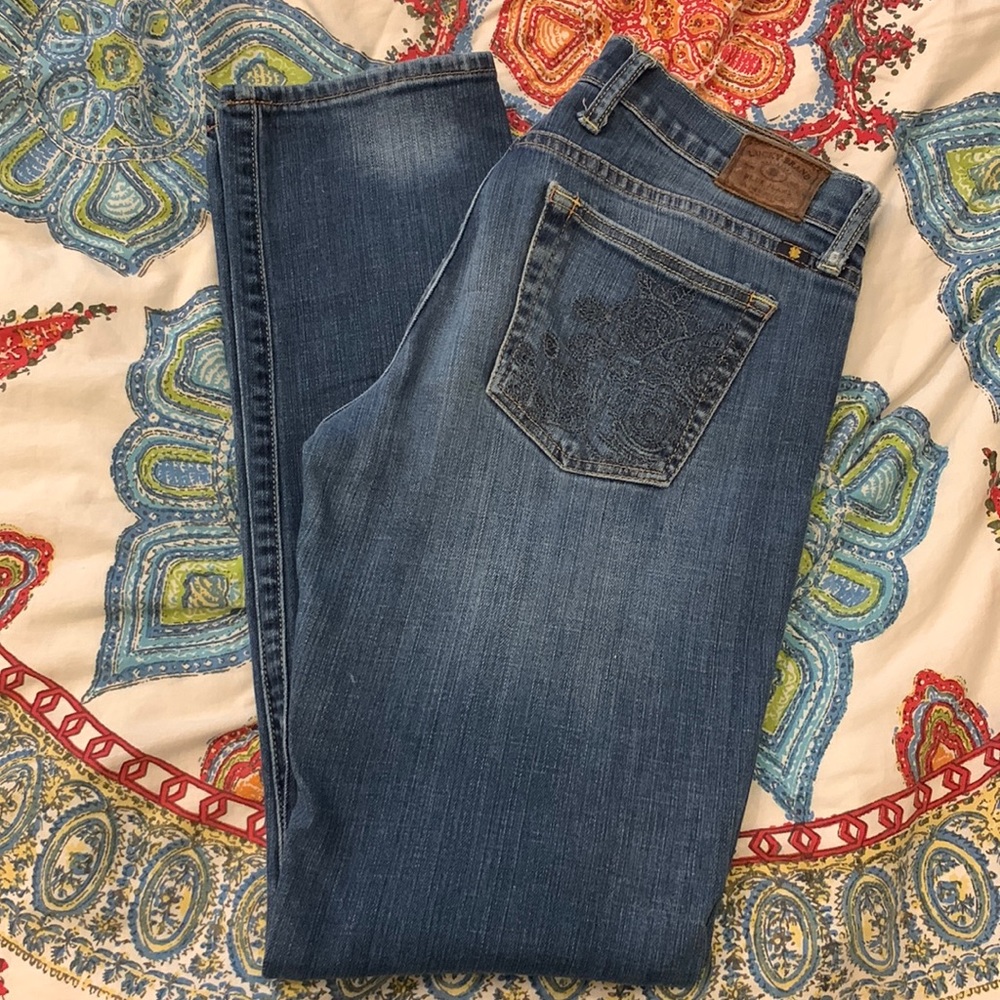 Lucky brand jeans, sweet and straight. Size 8/28